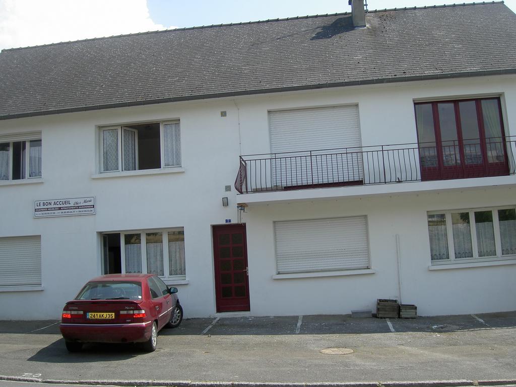 Bed and Breakfast Le Bon Accueil à Val-Couesnon Extérieur photo